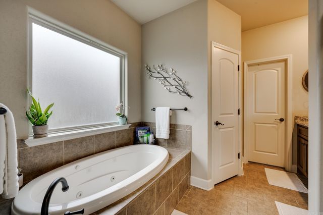 2755 Wineberry, Conway, AR 72034
