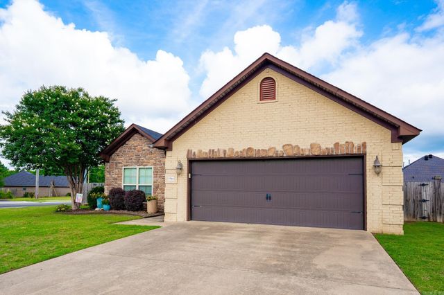 2755 Wineberry, Conway, AR 72034