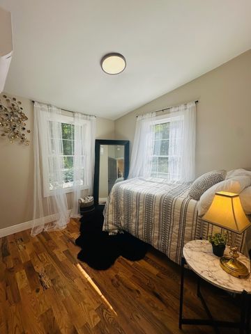 230 S Row Rd, Lunenburg, MA 01462