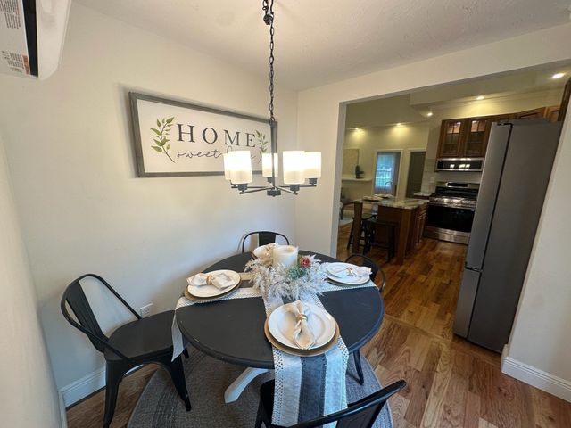 230 S Row Rd, Lunenburg, MA 01462