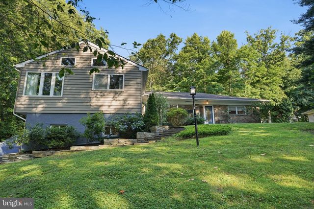 2115 WILLOW BROOK DR, Huntingdon Valley, PA 19006
