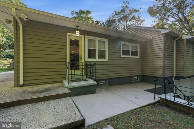 2115 WILLOW BROOK DR, Huntingdon Valley, PA 19006
