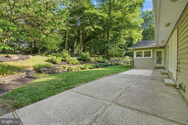 2115 WILLOW BROOK DR, Huntingdon Valley, PA 19006