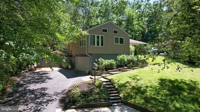 2115 WILLOW BROOK DR, Huntingdon Valley, PA 19006