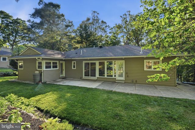 2115 WILLOW BROOK DR, Huntingdon Valley, PA 19006