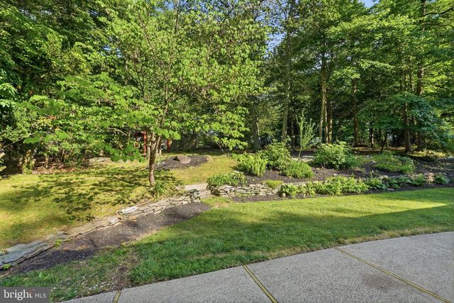 2115 WILLOW BROOK DR, Huntingdon Valley, PA 19006
