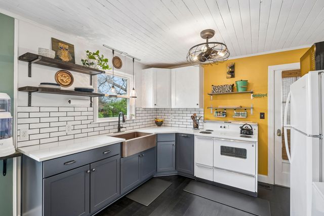 1007 Broadmoor Dr, Nashville, TN 37216