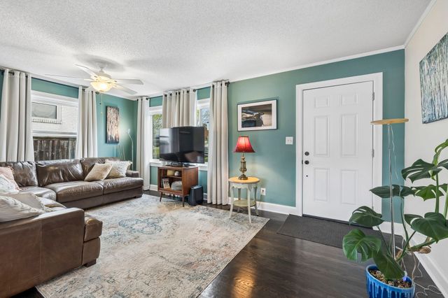 1007 Broadmoor Dr, Nashville, TN 37216