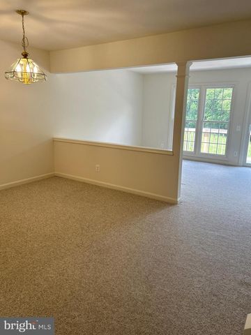 106 BATLEY CT, Fredericksburg, VA 22406