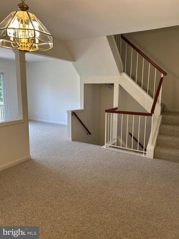 106 BATLEY CT, Fredericksburg, VA 22406