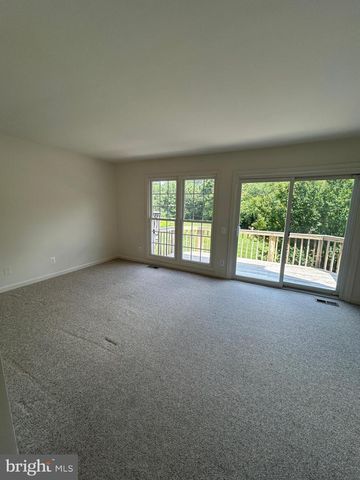 106 BATLEY CT, Fredericksburg, VA 22406