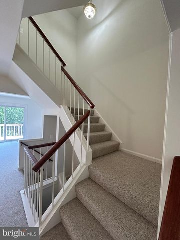 106 BATLEY CT, Fredericksburg, VA 22406