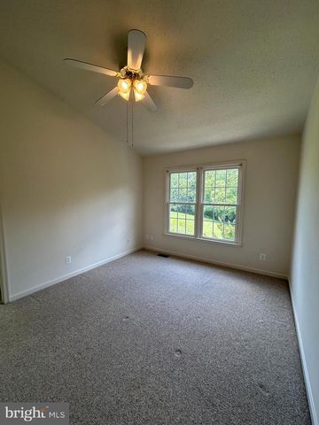 106 BATLEY CT, Fredericksburg, VA 22406