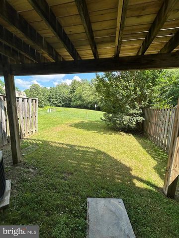 106 BATLEY CT, Fredericksburg, VA 22406