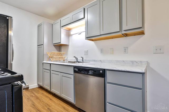 1556 Meredith Drive, Springfield Twp., OH 45231