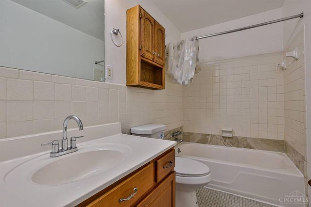 1556 Meredith Drive, Springfield Twp., OH 45231