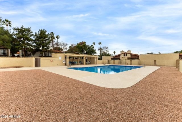 2707 E SHAW BUTTE Drive, Phoenix, AZ 85028