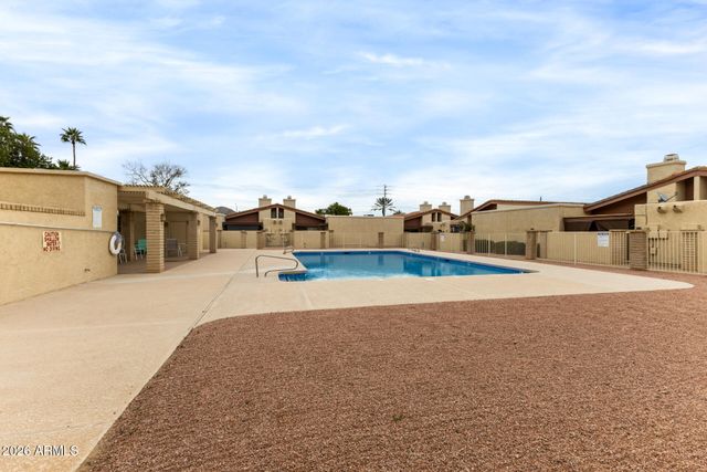 2707 E SHAW BUTTE Drive, Phoenix, AZ 85028