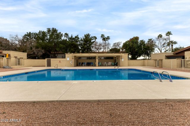 2707 E SHAW BUTTE Drive, Phoenix, AZ 85028