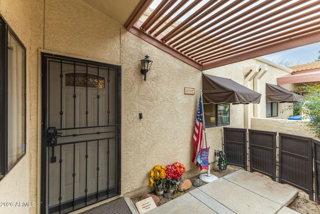 2707 E SHAW BUTTE Drive, Phoenix, AZ 85028