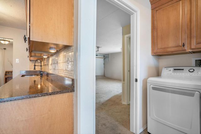 5217 Sooner Trail NW, Albuquerque, NM 87120