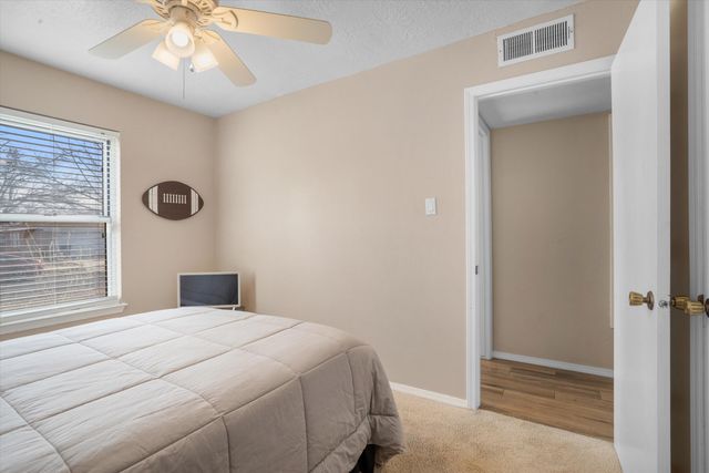 5217 Sooner Trail NW, Albuquerque, NM 87120