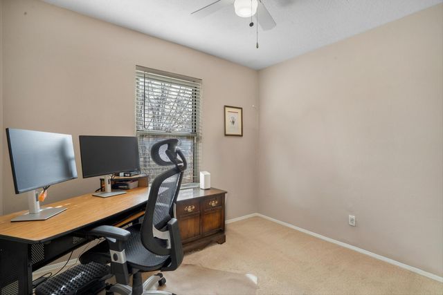 5217 Sooner Trail NW, Albuquerque, NM 87120