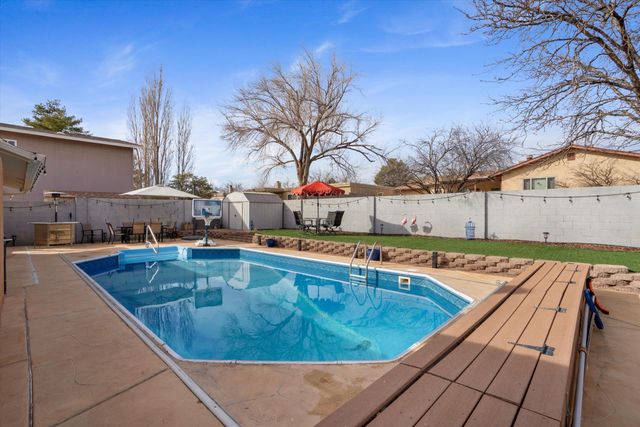 5217 Sooner Trail NW, Albuquerque, NM 87120