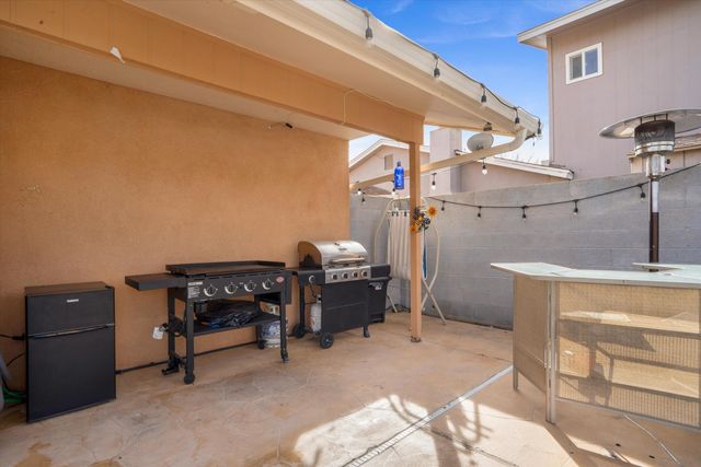 5217 Sooner Trail NW, Albuquerque, NM 87120
