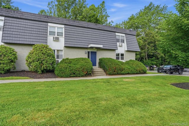 19 White Gate Road J, Wappingers Falls, NY 12590