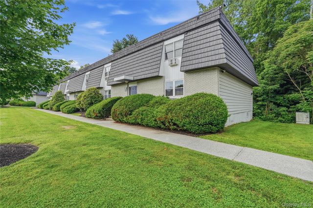 19 White Gate Road J, Wappingers Falls, NY 12590