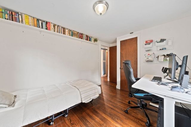 495 Thicket St, Weymouth, MA 02190