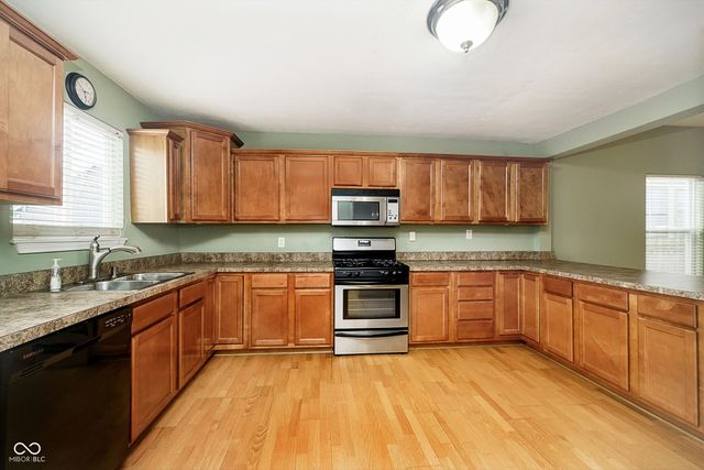 1421 E New York Street, Indianapolis, IN 46201