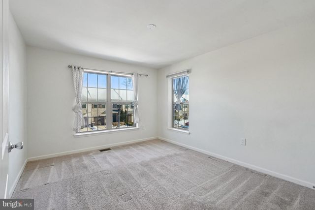 14831 CHRYSLER CT, Woodbridge, VA 22193