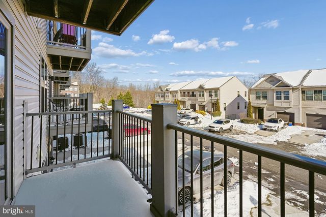 14831 CHRYSLER CT, Woodbridge, VA 22193