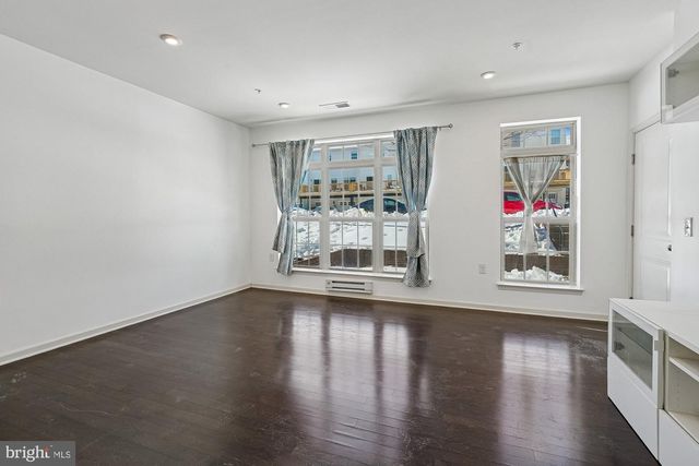 14831 CHRYSLER CT, Woodbridge, VA 22193