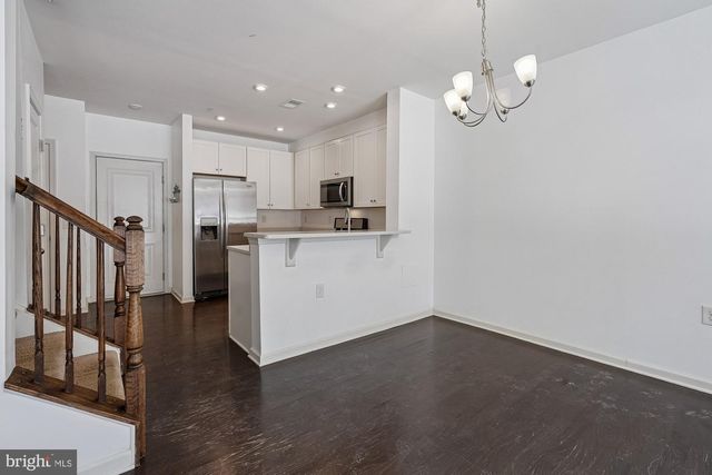 14831 CHRYSLER CT, Woodbridge, VA 22193