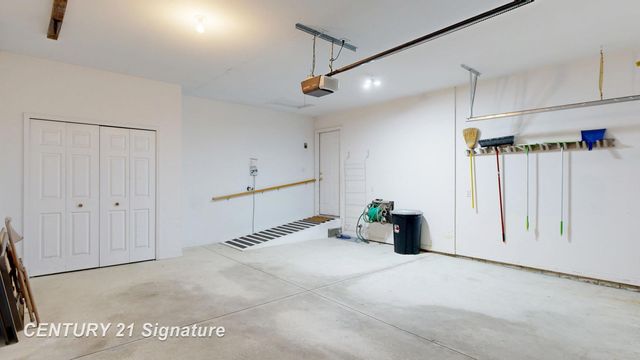 6460 Royal Club Drive, Flint Twp, MI 48433