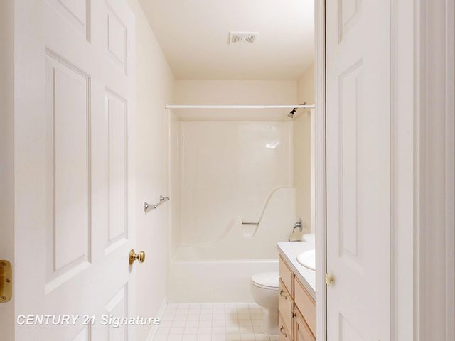 6460 Royal Club Drive, Flint Twp, MI 48433
