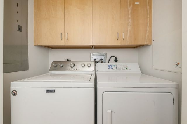 25 E Superior Street 1801, Chicago, IL 60611