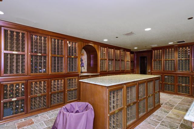 25 E Superior Street 1801, Chicago, IL 60611