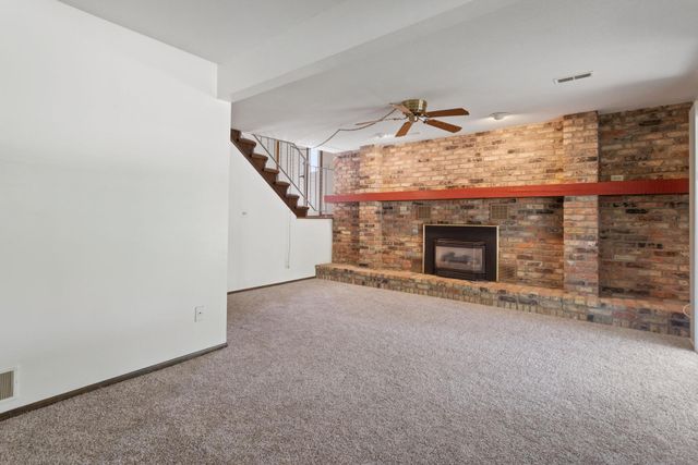 6855 Macbeth Court, Woodbury, MN 55125