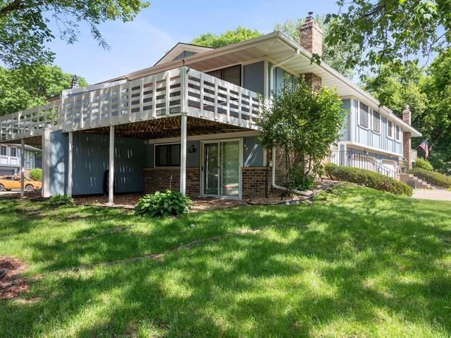 6855 Macbeth Court, Woodbury, MN 55125
