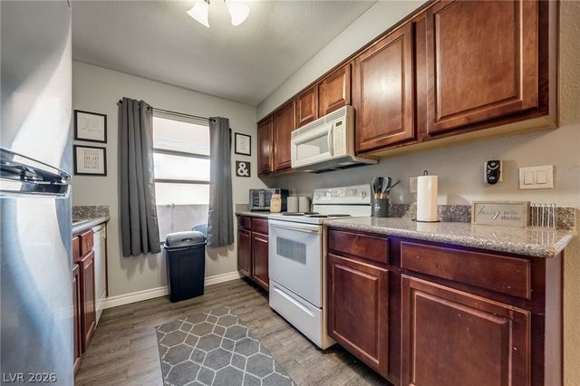 2451 North Rainbow Boulevard 2042, Las Vegas, NV 89108