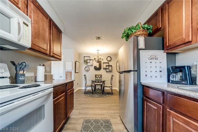 2451 North Rainbow Boulevard 2042, Las Vegas, NV 89108