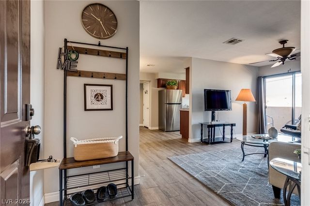 2451 North Rainbow Boulevard 2042, Las Vegas, NV 89108