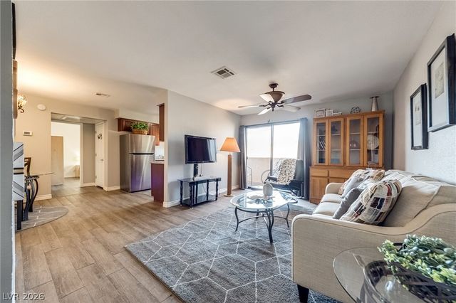 2451 North Rainbow Boulevard 2042, Las Vegas, NV 89108