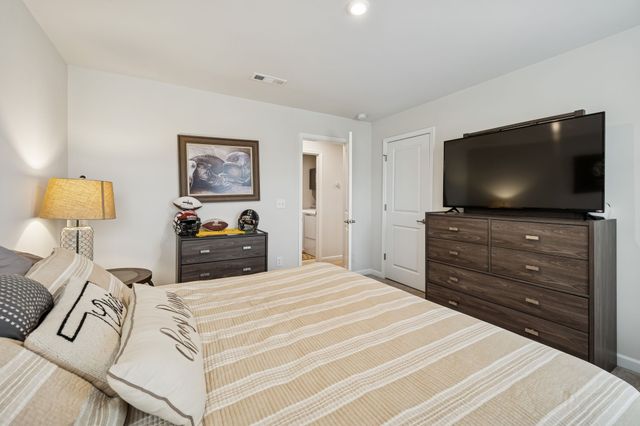 659 Castle Rd, Mount Juliet, TN 37122