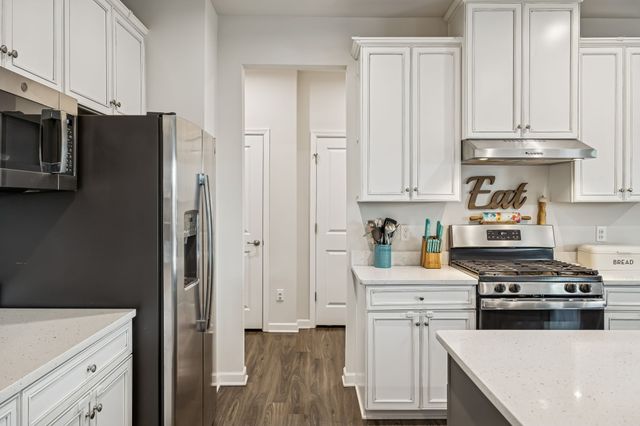 659 Castle Rd, Mount Juliet, TN 37122