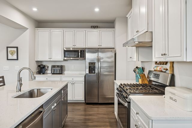 659 Castle Rd, Mount Juliet, TN 37122